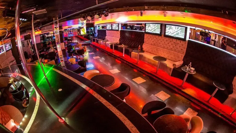 sex night dentro 2 Interior da boate Sex Night Floripa